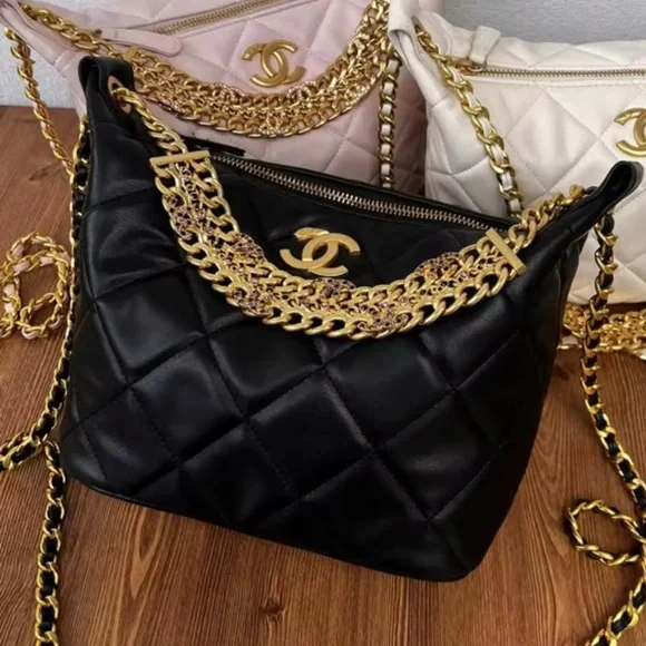 Vip novelty Black Quilted Bag with Gold Chain Accent - Picture 1 of 9